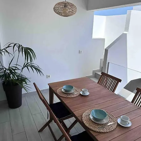 Apartment Casa Nordeste Con Piscina. *